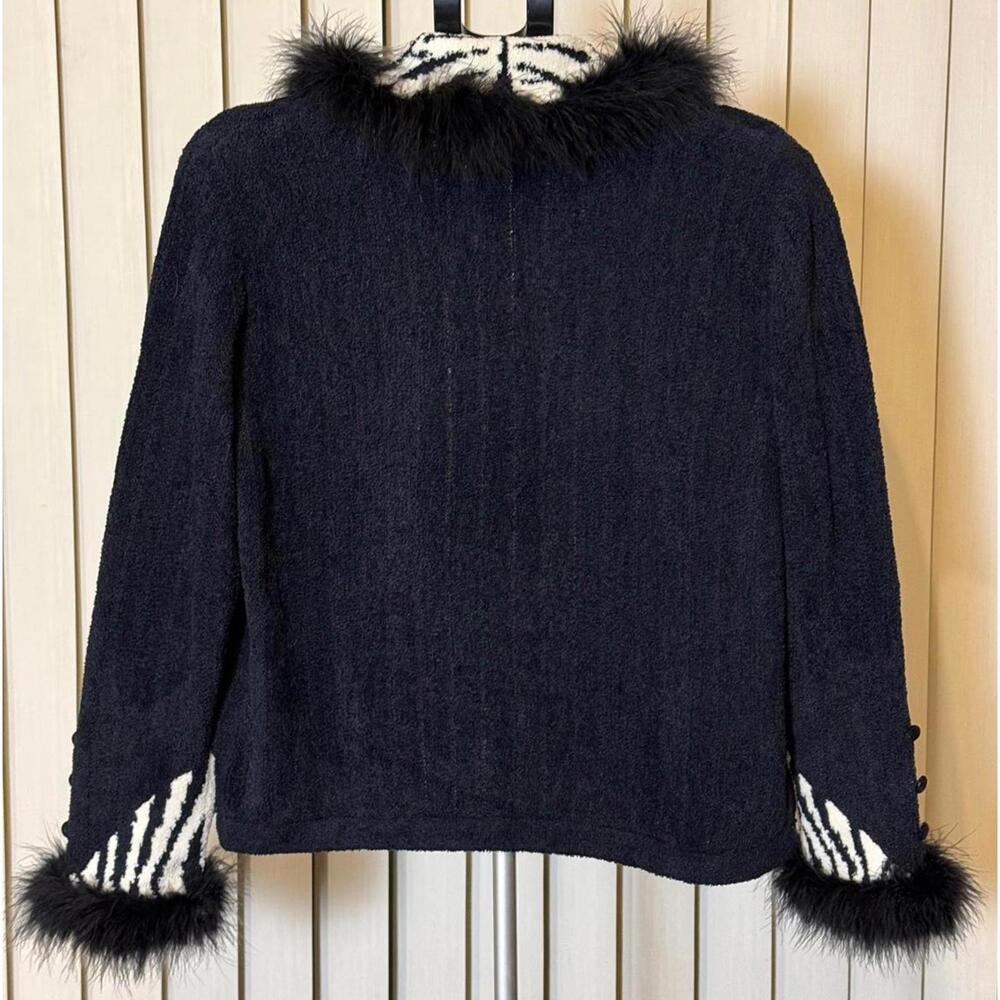 BEREK L CARDIGAN SWEATER CHENILLE BLACK & WHITE ZEBRA FEATHER ACCENTS VTG NWOT - Picture 4 of 9